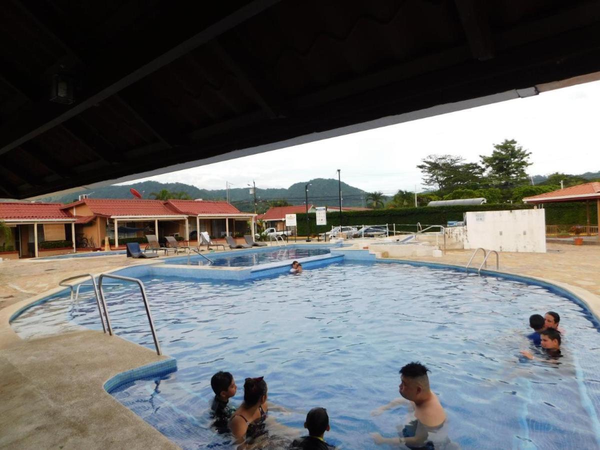 Centrally Located In Jaco, Walk To Beach, Beautiful Pool! Each Paradise Is 1bd 1bath Units Sleep 5 Or Book Both Units And Open Connecting Door For 10 Ppl- Paradise Found! * Jacó