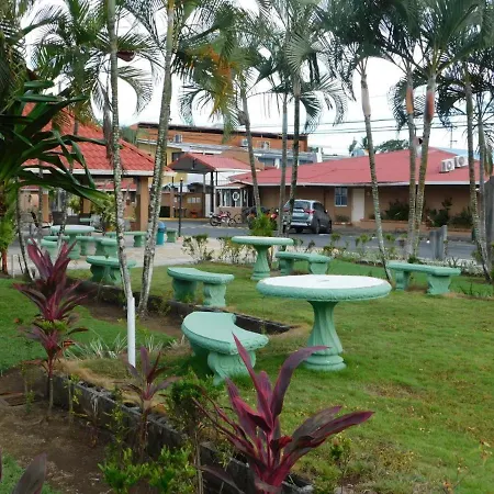 Centrally Located In Jaco, Walk To Beach, Beautiful Pool! Each Villa Paradise Is 1Bd 1Bath Condo Units Sleep 5 Or Book Both Units And Open Connecting Door For 10 Ppl- Paradise Found! Exterior foto