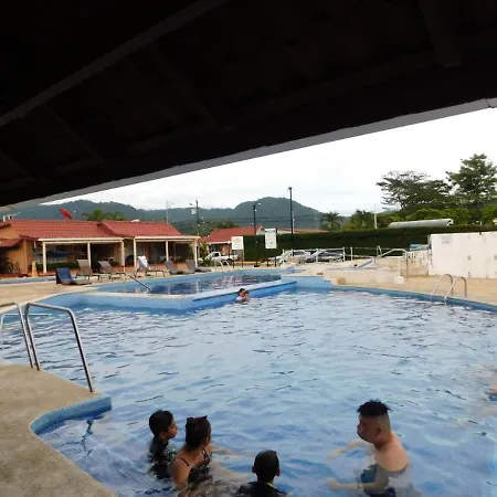 Centrally Located In Jaco, Walk To Beach, Beautiful Pool! Each Villa Paradise Is 1Bd 1Bath Condo Units Sleep 5 Or Book Both Units And Open Connecting Door For 10 Ppl- Paradise Found! Exterior foto