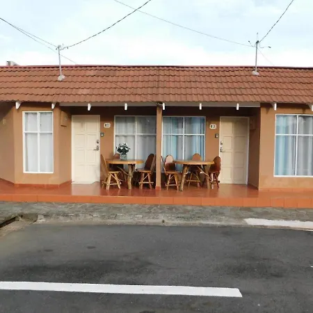 Centrally Located In Jaco, Walk To Beach, Beautiful Pool! Each Villa Paradise Is 1Bd 1Bath Condo Units Sleep 5 Or Book Both Units And Open Connecting Door For 10 Ppl- Paradise Found! Exterior foto