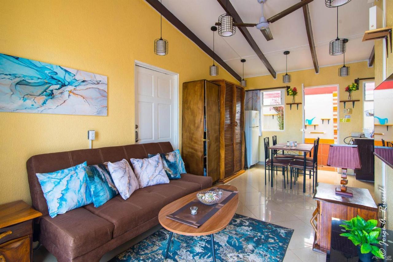 Centrally Located In Jaco, Walk To Beach, Beautiful Pool! Each Paradise Is 1bd 1bath Units Sleep 5 Or Book Both Units And Open Connecting Door For 10 Ppl- Paradise Found! Jaco
